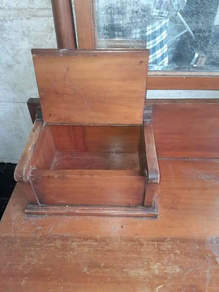 Photo of free Dresser (Mayland CM3) #3