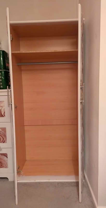 Photo of free Mirrored Doors Double Wardrobe (furzton mk4) #2