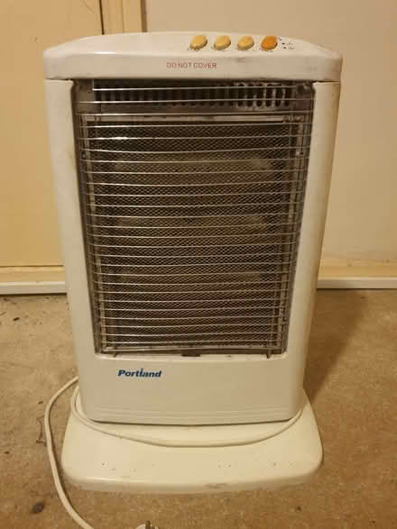 Photo of free Halogen Heater with Turn Function (Trowbridge BA14) #1