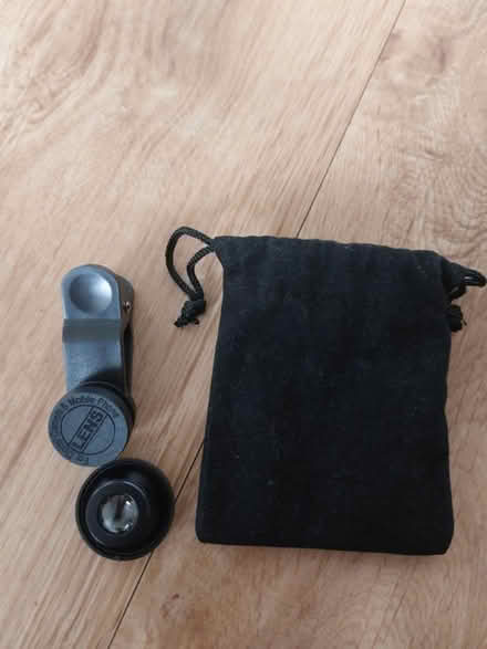 Photo of free Phone zoom lens (GU1 railway station) #2
