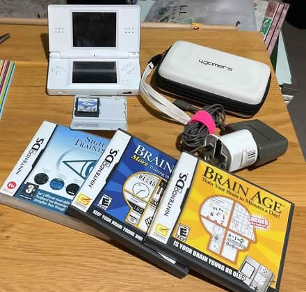 Photo of free Vintage Nintendo DS Lite and games (Bohemia TN37) #1
