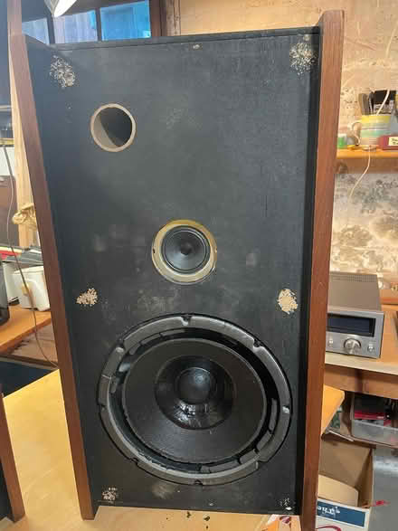 Photo of free Speakers to repair or for parts (Wallingford) #2