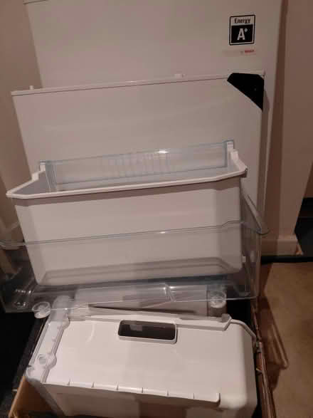 Photo of free Bosch Fridge Freezer spares (Stratford Road ,Stroud) #3