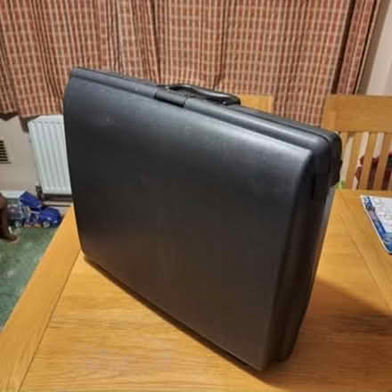 Photo of free Hardshell suitcase (CM1 springfield) #1