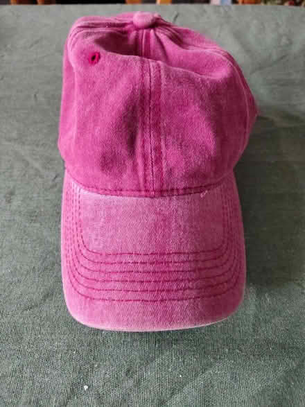 Photo of free Baseball cap (Benslow SG5) #1