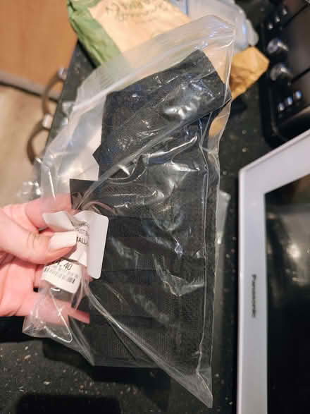 Photo of free Left and right hand wrist support- size S (Shiregreen S5) #1