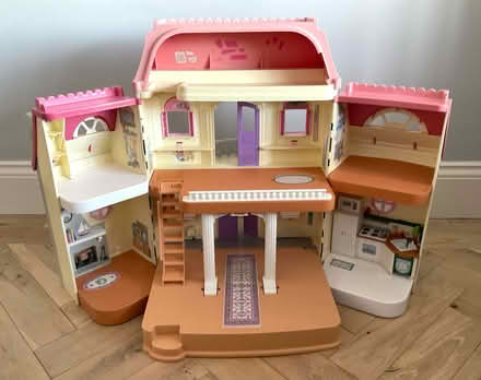 Photo of free FP Loving Family Dollhouse (North Shields Fish Quay NE29) #3
