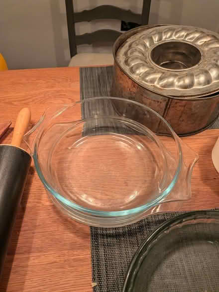 Photo of free Various bits of cookware (Welwyn Village, AL6) #4