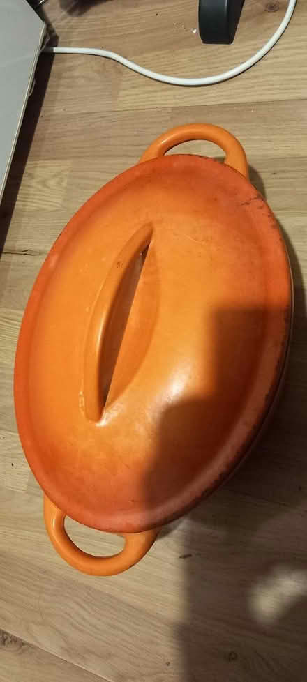 Photo of free Casserole dish (SG6) #2