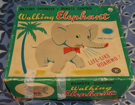 Photo of free vintage battery dog toy non working (bramley LS13) #1