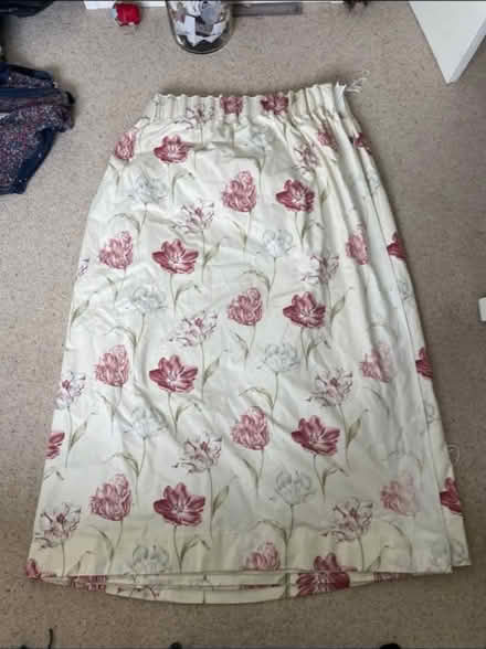 Photo of free Sanderson tulip curtains (Bramhall SK7) #2