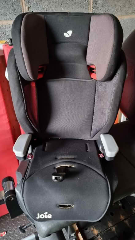 Photo of free Car seat - booster (Weybridge - Oatlands KT13) #1