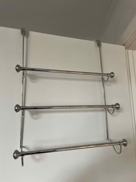 Photo of free Towel Rack - over the door (Broomall) #1