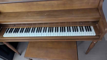 Photo of free Upright piano (Downtown Toronto) #2