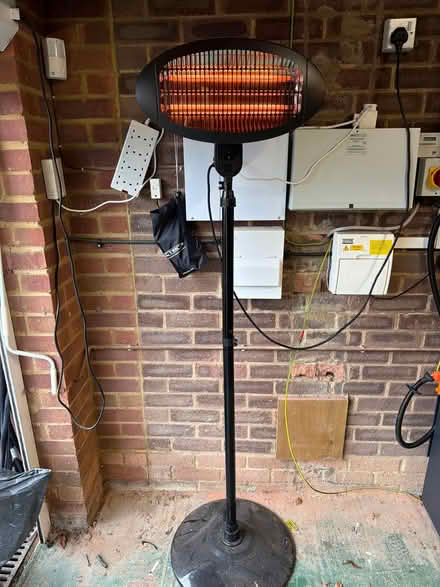 Photo of free Working 2kw patio heater (Chaulden HP1) #1