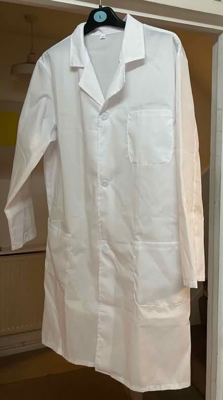 Photo of free White Lab Coat (Kentish Town N7) #1