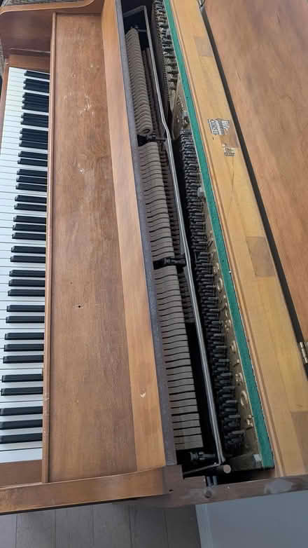 Photo of free Upright piano (Downtown Toronto) #3
