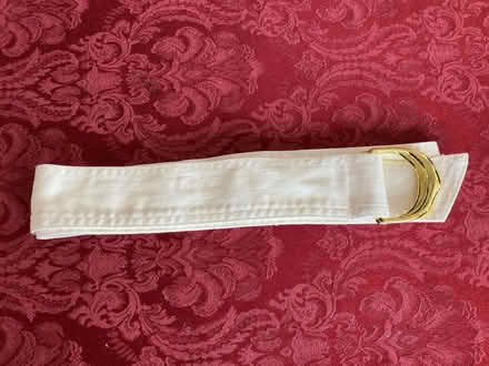 Photo of free White Jeans Belt (Near Eubank Costco) #1