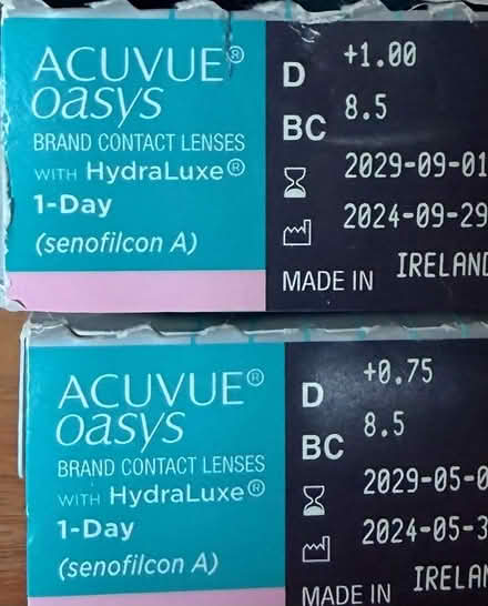 Photo of free ACUVUE contact lenses (Upper West side. West 83.) #2