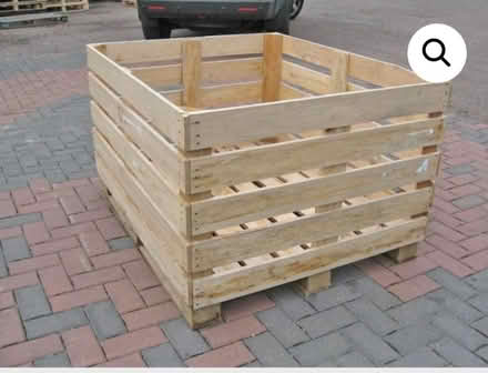 Photo of Wooden crate (Bedford) #1