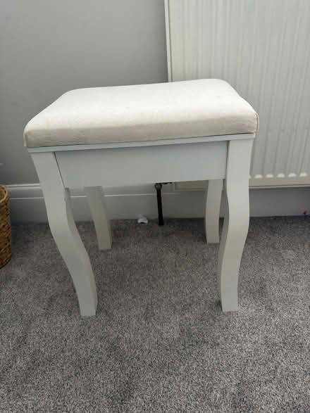Photo of free Cream dressing table stool (Aldrington BN3) #1
