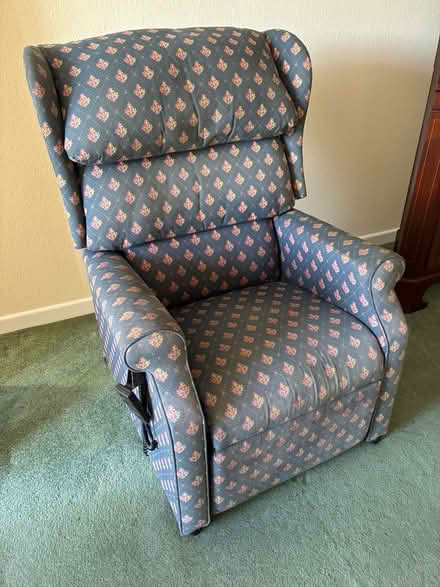 Photo of free Riser Recliner Electronic Mobility Aid Chair (Saint Davids Ward EX4) #1