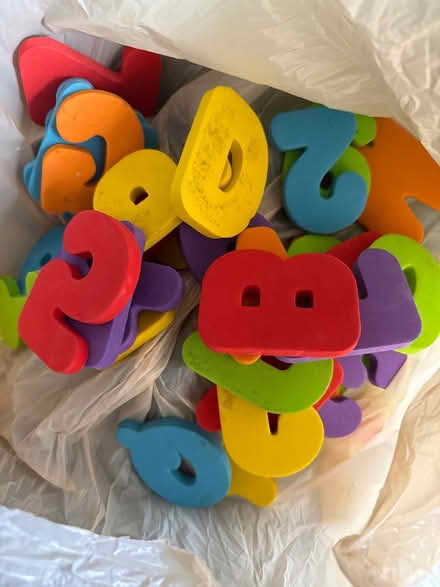 Photo of free Bath toys - munchkin foam letters (New Barnet, EN5) #2