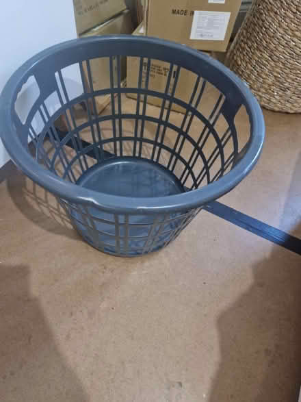 Photo of free Washing basket (Penge SE20) #1