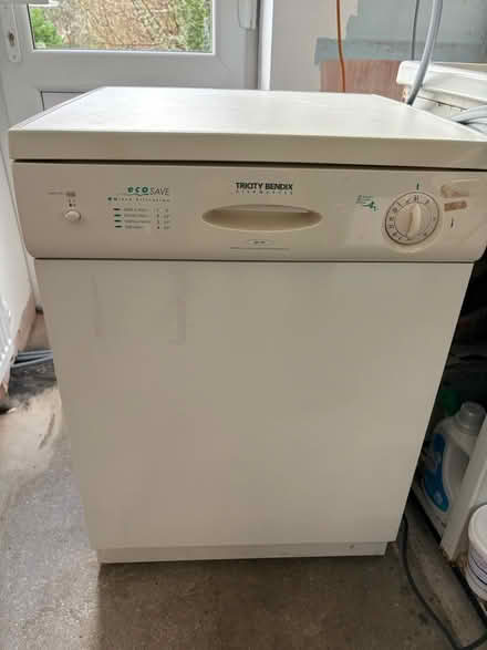 Photo of free Dishwasher (RG31 6RL) #1