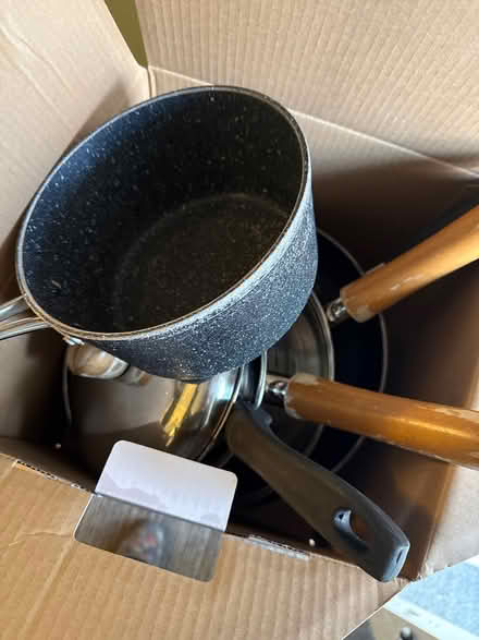 Photo of free Mismatch set of pans (New Barnet, EN5) #1