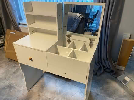 Photo of free Kids vanity with mirror (Croxteth L11) #1