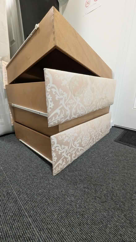 Photo of free Kingsize bed (Sleapshyde AL4) #3
