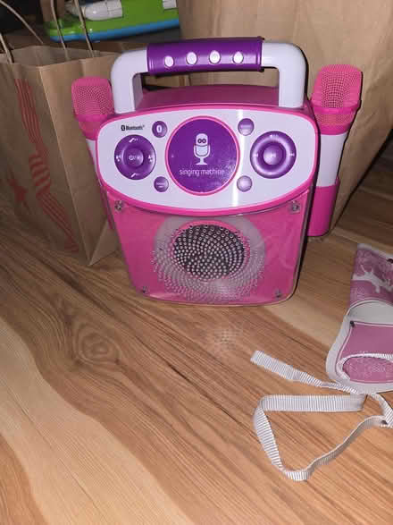 Photo of free Karaoke machine (Bowie) #1