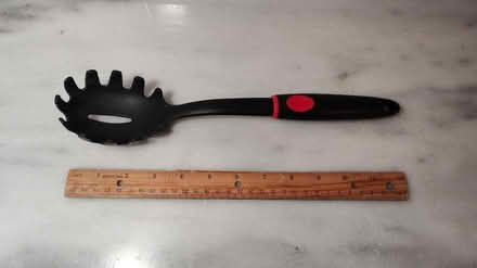 Photo of free Black spaghetti server (Midtown/Boulevard Park) #1