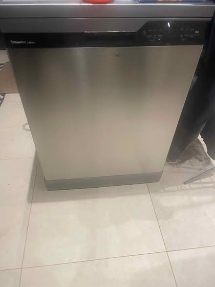 Photo of free Grundig Superdry dishwasher (Lower Nazeing EN9) #1