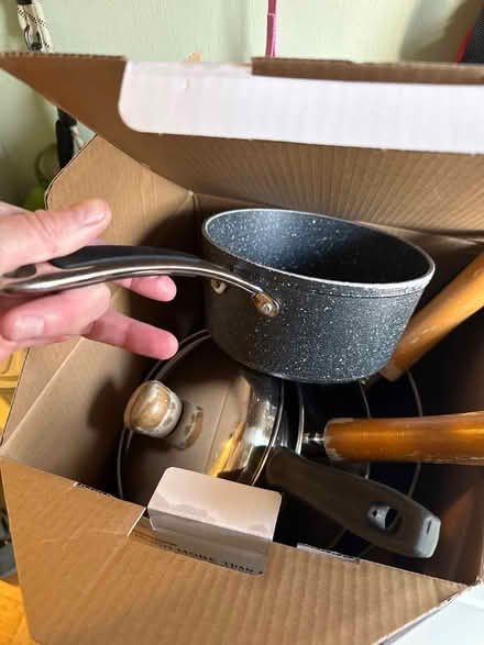 Photo of free Mismatch set of pans (New Barnet, EN5) #2