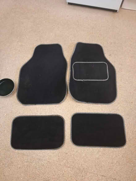Photo of free Universal car mats (Forestgreen) #1