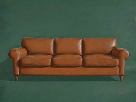 Photo of free Large brown leather sofa (Dunfermline KY12) #1