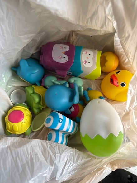 Photo of free Bath toys (New Barnet, EN5) #2