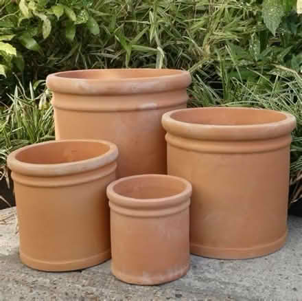 Photo of Large terracotta flower pot (Wallasey) #2