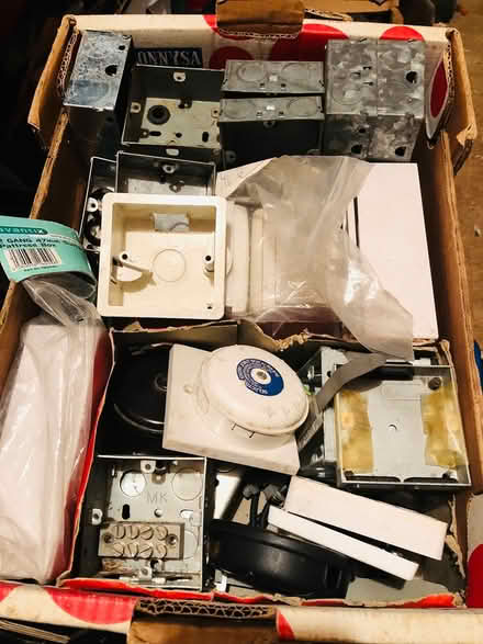 Photo of free Assorted electrical stuff (By Oakleigh Park station EN4) #2