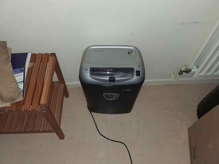 Photo of free Paper/CD/Credit Card Shredder (Woking, Surrey.) #2