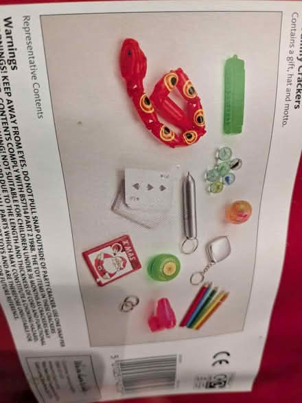 Photo of free Unused Xmas Crackers (BA1) #2