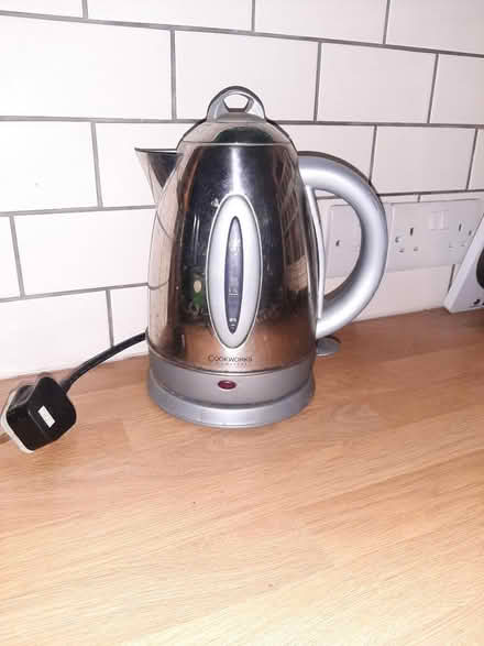 Photo of free Kettle in working order (Slindon common BN18) #1