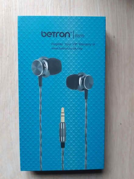 Photo of free Betron BS10 earbuds (Fishbourne PO19) #2