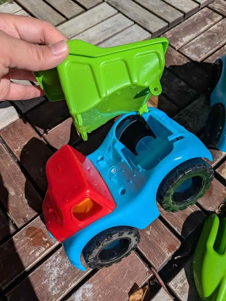 Photo of free Beach toys (Innaloo) #2