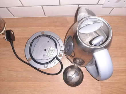 Photo of free Kettle in working order (Slindon common BN18) #2