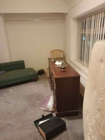 Photo of free Leather recliner chair, chaise longe (Moston M40) #2