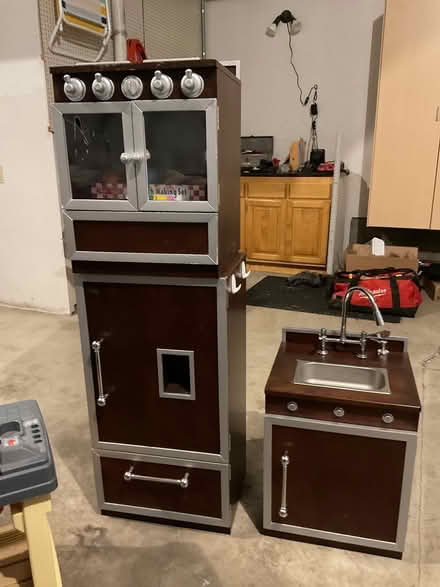 Photo of free Kitchen play set (MinneTOnka) #2