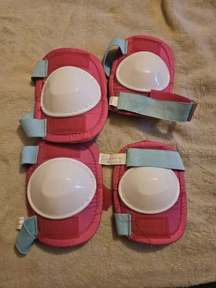 Photo of free Knee and elbows pads for kids S (CR0) #1